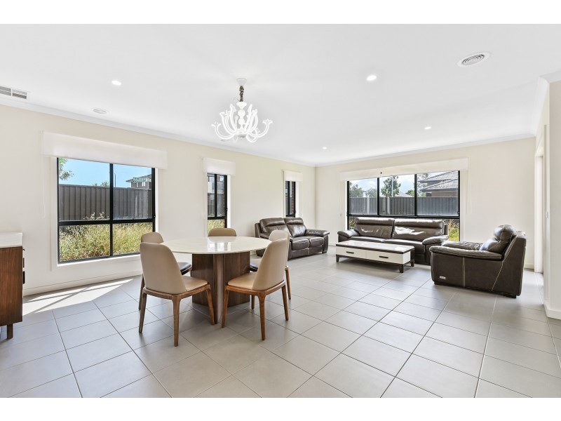 Cranbourne East VIC 3977