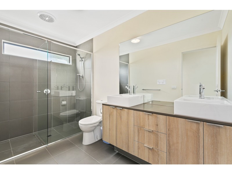 Cranbourne East VIC 3977