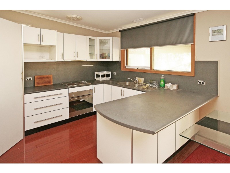 980 Thompsons Road, Cranbourne West VIC 3977