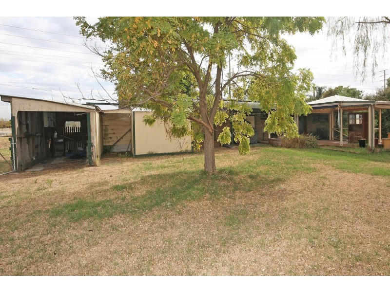 980 Thompsons Road, Cranbourne West VIC 3977