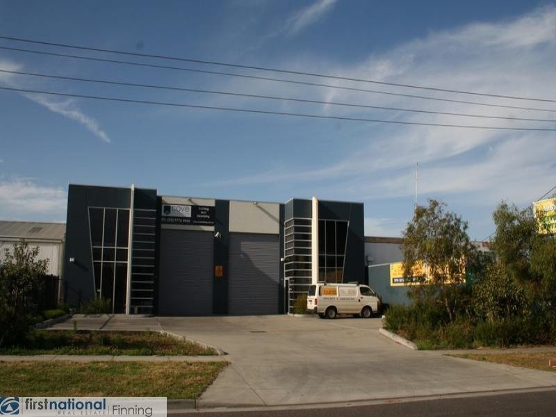 1/1 Normanby Street, Cranbourne VIC 3977