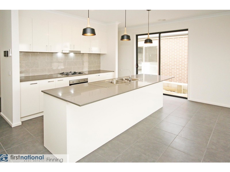 50 Walhallow Drive, Clyde North VIC 3978