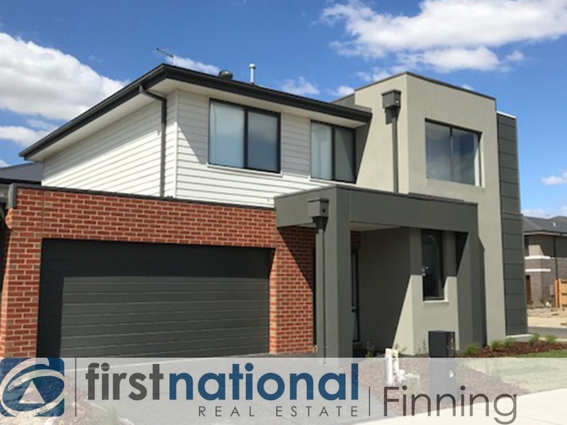 1 Guernsey Street, Clyde North VIC 3978