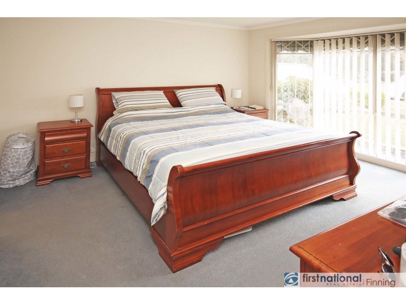 43 Hazelmere Avenue, Cranbourne West VIC 3977