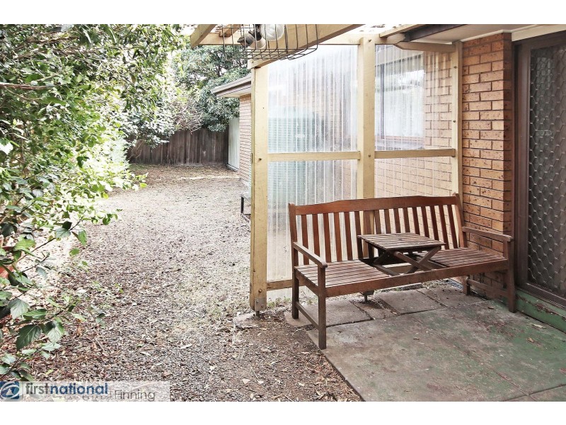 2/14 Bowen Street, Cranbourne VIC 3977