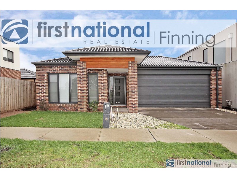 4 Fiorelli Boulevard, Cranbourne East VIC 3977