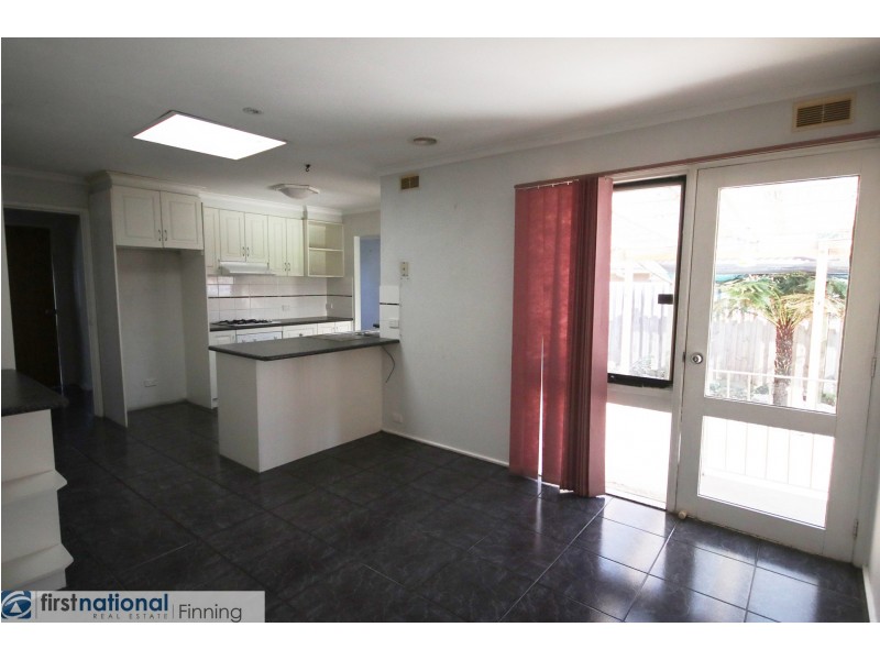 5 Kennedy Court, Cranbourne North VIC 3977