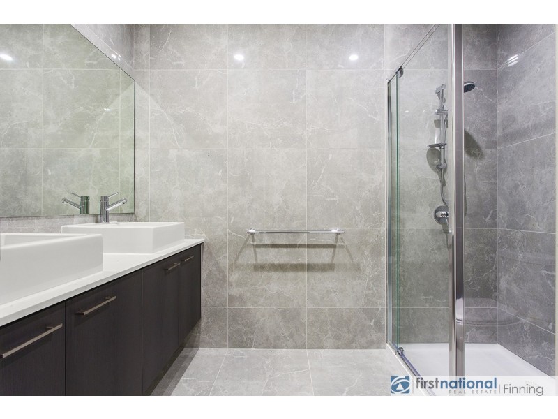5 Polson Way, Cranbourne West VIC 3977