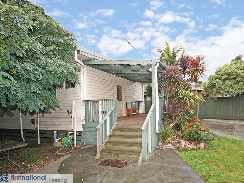 9 Damian Court, Cranbourne VIC 3977