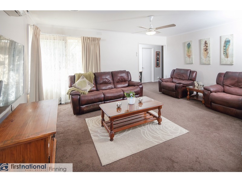 39 Spring Road, Cranbourne VIC 3977
