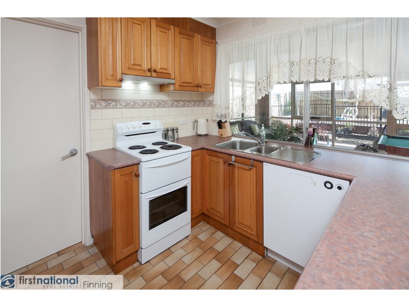 39 Spring Road, Cranbourne VIC 3977