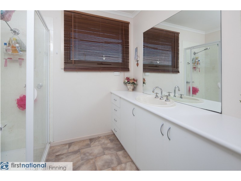 39 Spring Road, Cranbourne VIC 3977