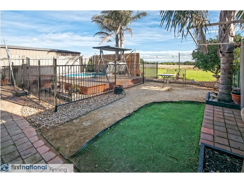39 Spring Road, Cranbourne VIC 3977