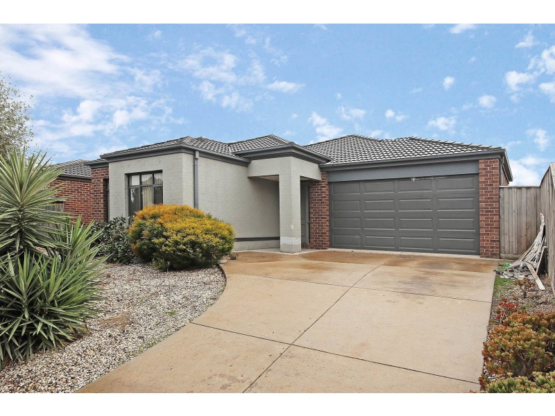 20 Pepperbush Circuit, Cranbourne VIC 3977