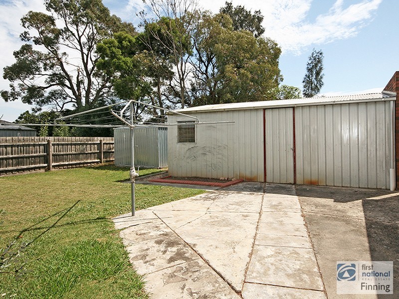 1 McLaren Avenue, Cranbourne VIC 3977