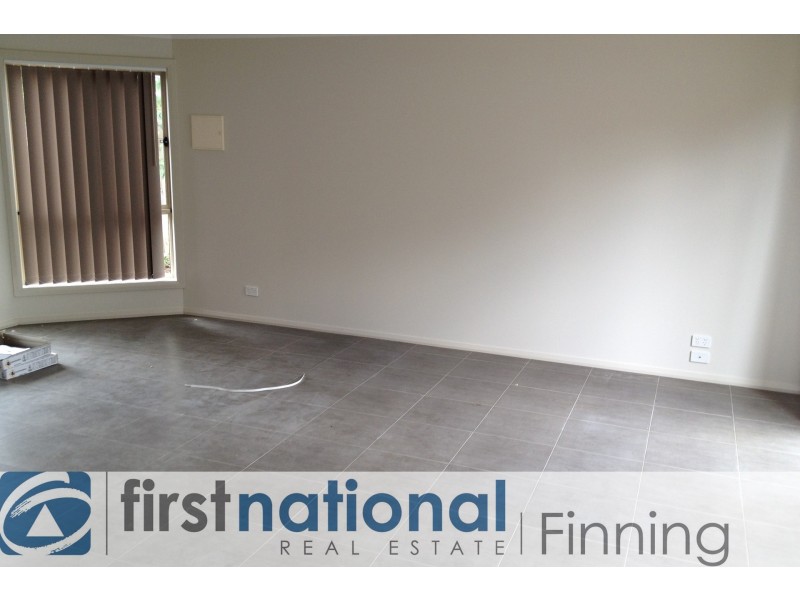 2/18 Lorna Street, Cranbourne VIC 3977