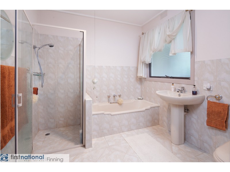 6A Fletcher Road, Cranbourne South VIC 3977