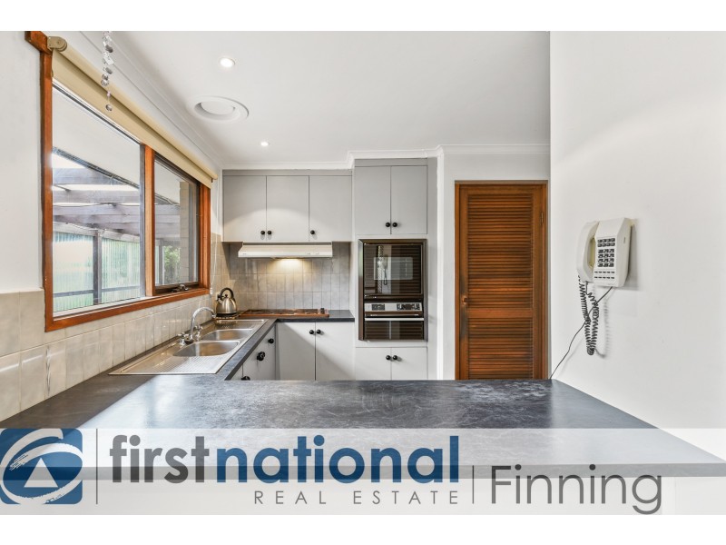 32 Marylyn Place, Cranbourne VIC 3977