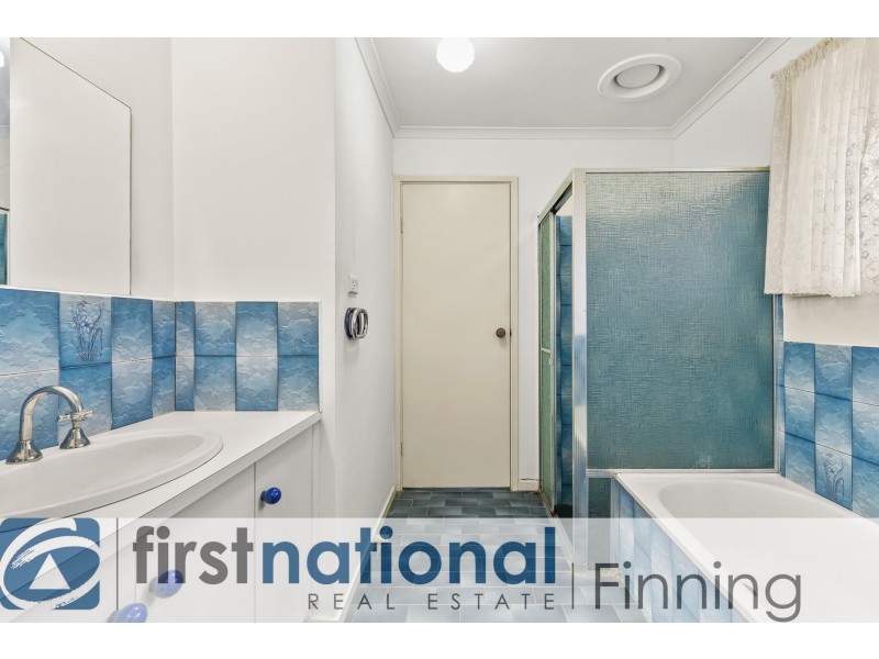 32 Marylyn Place, Cranbourne VIC 3977