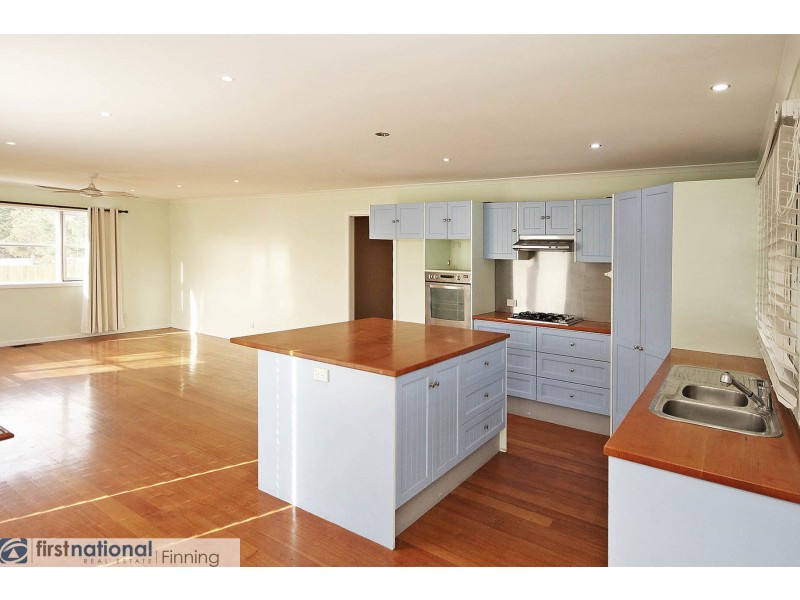 300 Manks Road, Clyde VIC 3978