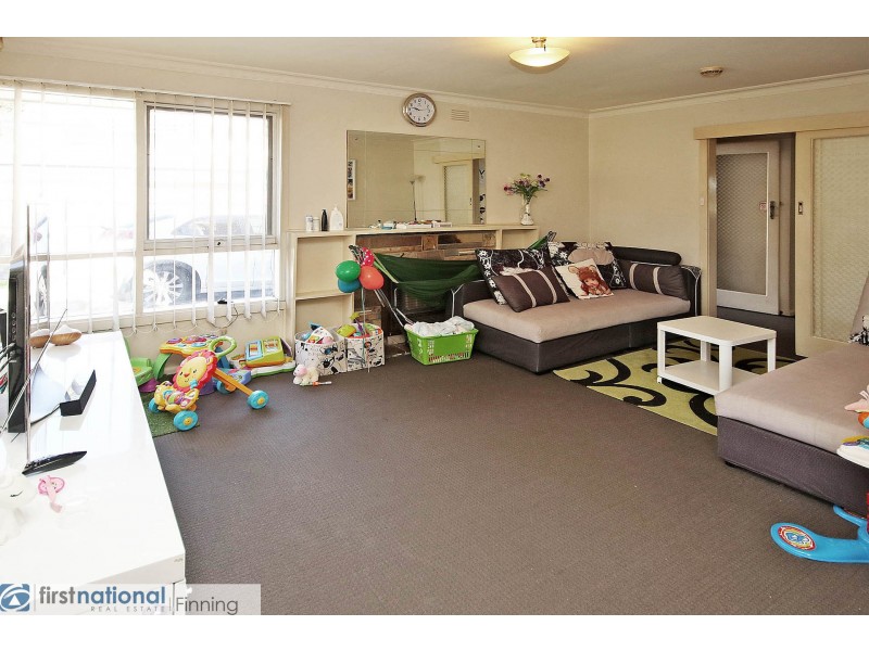 5 Lamb Street, Cranbourne VIC 3977