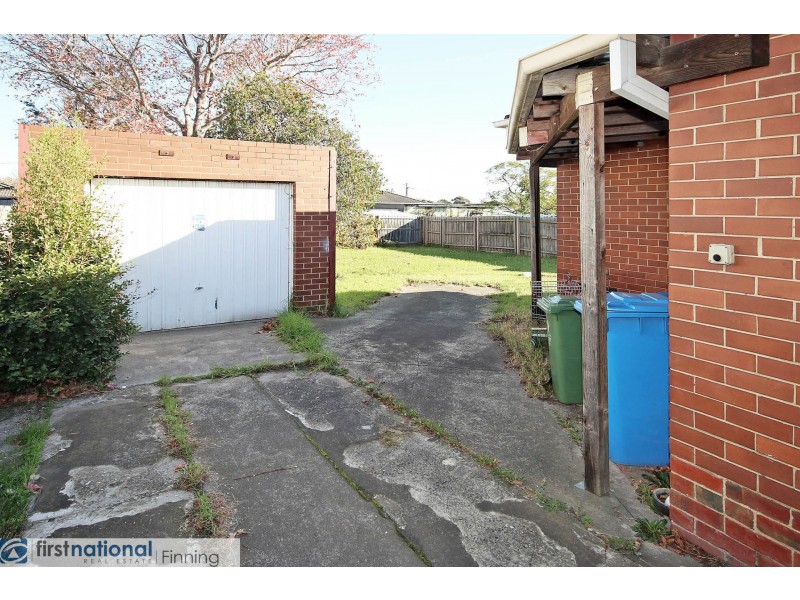 5 Lamb Street, Cranbourne VIC 3977
