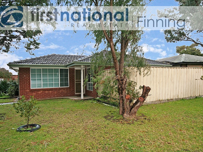 1/36 Clarendon Street, Cranbourne VIC 3977