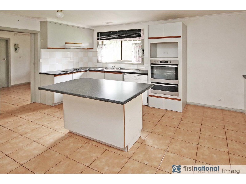 40 Valley Fair Drive, Narre Warren VIC 3805