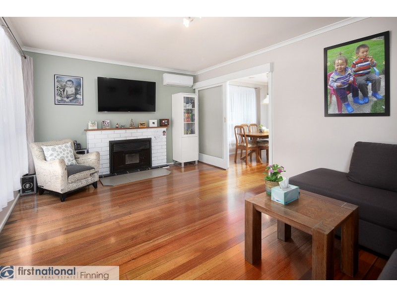 28 Harry Street, Cranbourne VIC 3977