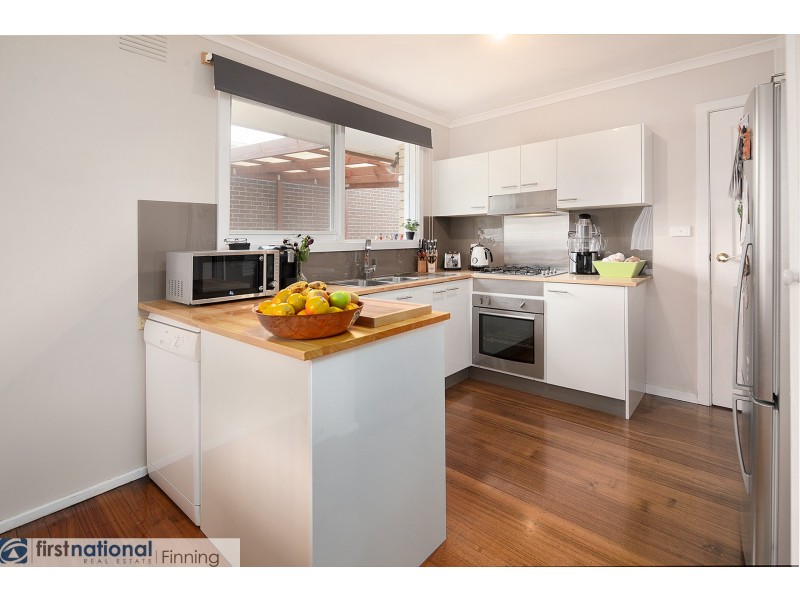 28 Harry Street, Cranbourne VIC 3977