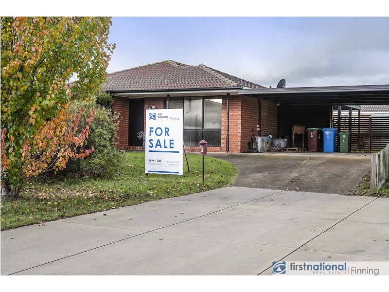 4 Knowing Close, Cranbourne West VIC 3977