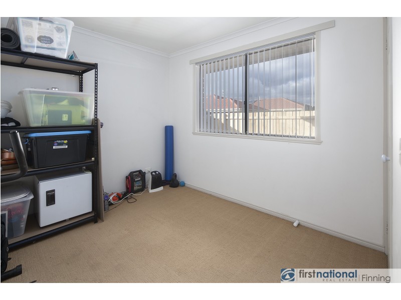 4 Knowing Close, Cranbourne West VIC 3977