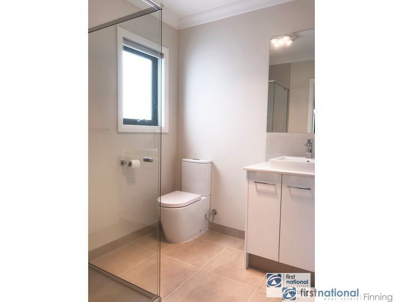 21 Brittlegum Road, Cranbourne East VIC 3977