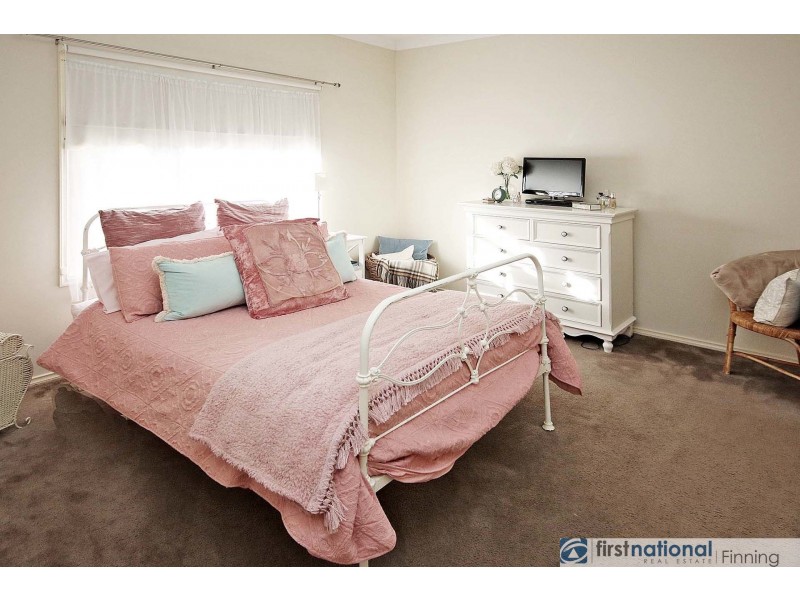 20 Fetlock Lane, Cranbourne East VIC 3977