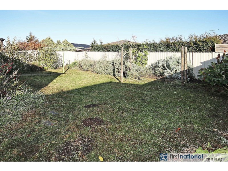 20 Fetlock Lane, Cranbourne East VIC 3977