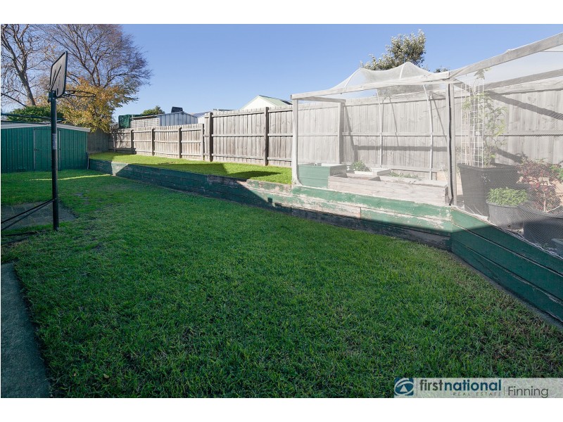 135 Lawless Drive, Cranbourne North VIC 3977