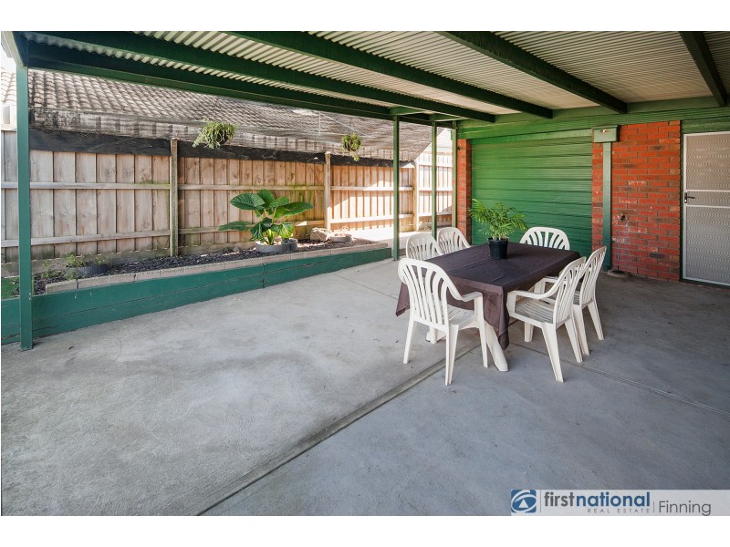 135 Lawless Drive, Cranbourne North VIC 3977