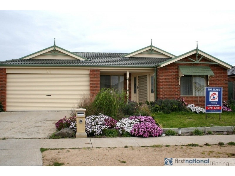 32 Honey Myrtle Way, Cranbourne VIC 3977