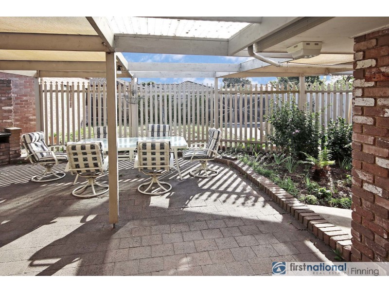 29 Cranbourne Place, Cranbourne VIC 3977