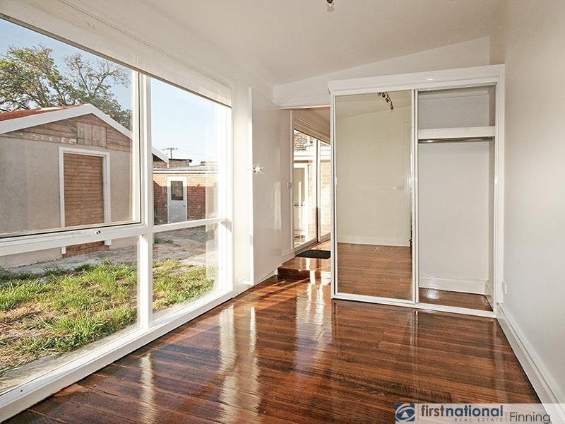 33 Thames Promenade, Chelsea VIC 3196