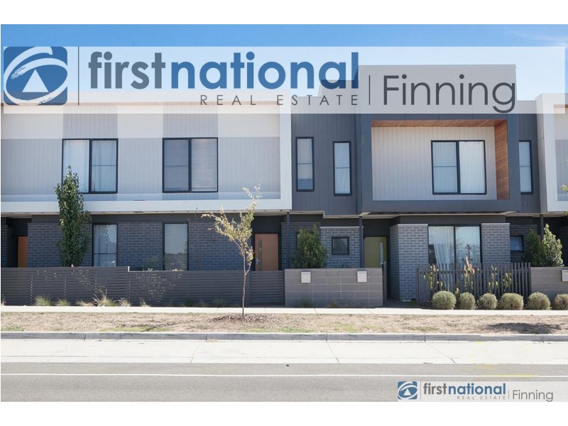 79 Hayton Park Boulevard, Cranbourne West VIC 3977