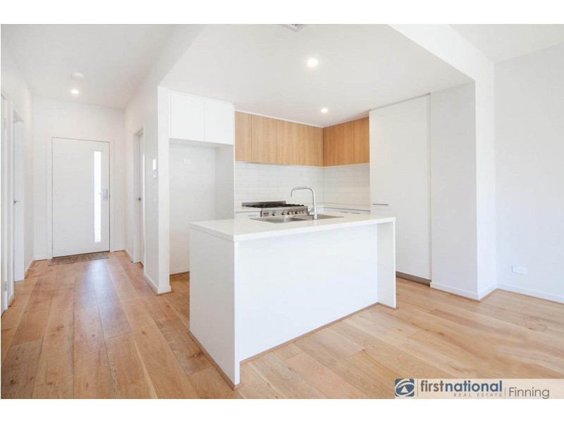 79 Hayton Park Boulevard, Cranbourne West VIC 3977