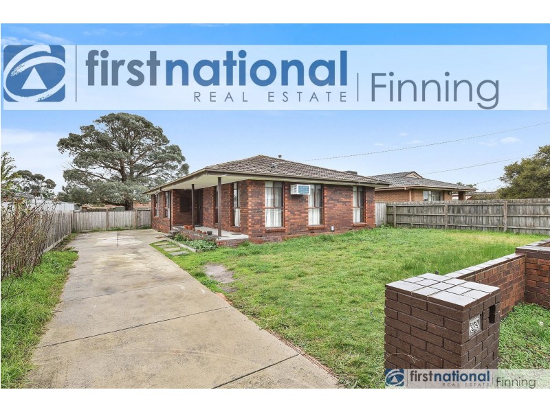 39 Fenfield Street, Cranbourne VIC 3977
