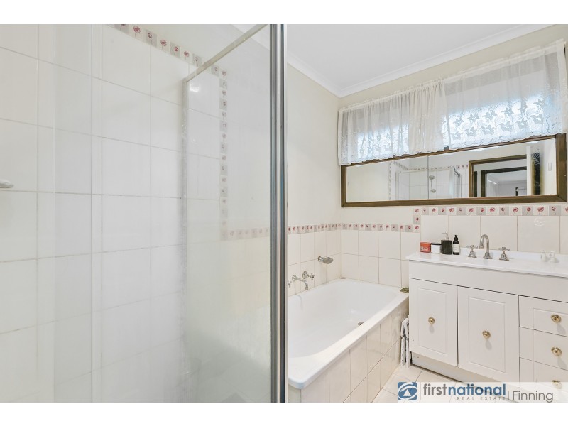 39 Fenfield Street, Cranbourne VIC 3977