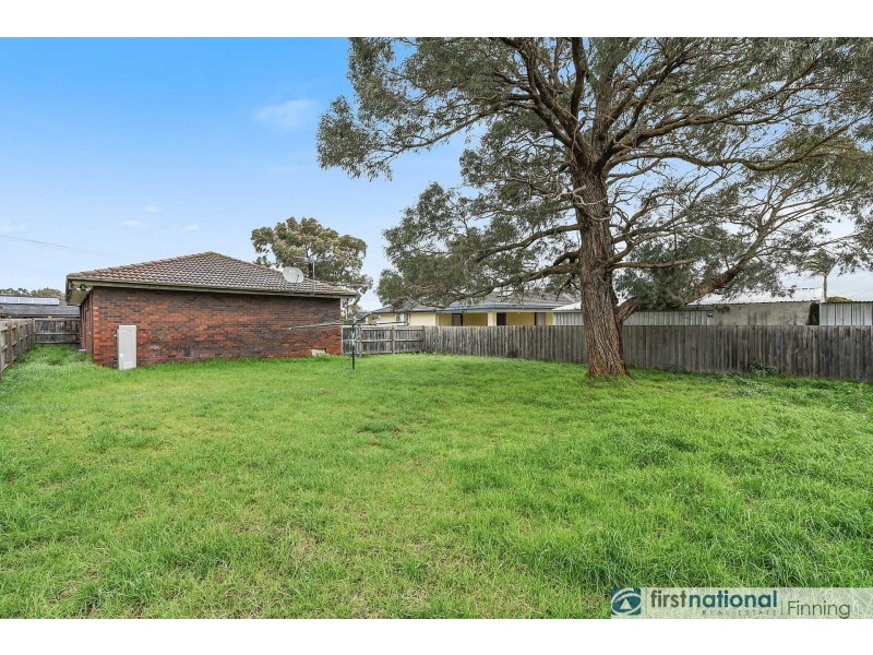 39 Fenfield Street, Cranbourne VIC 3977