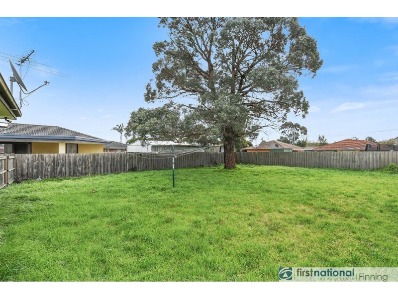 39 Fenfield Street, Cranbourne VIC 3977