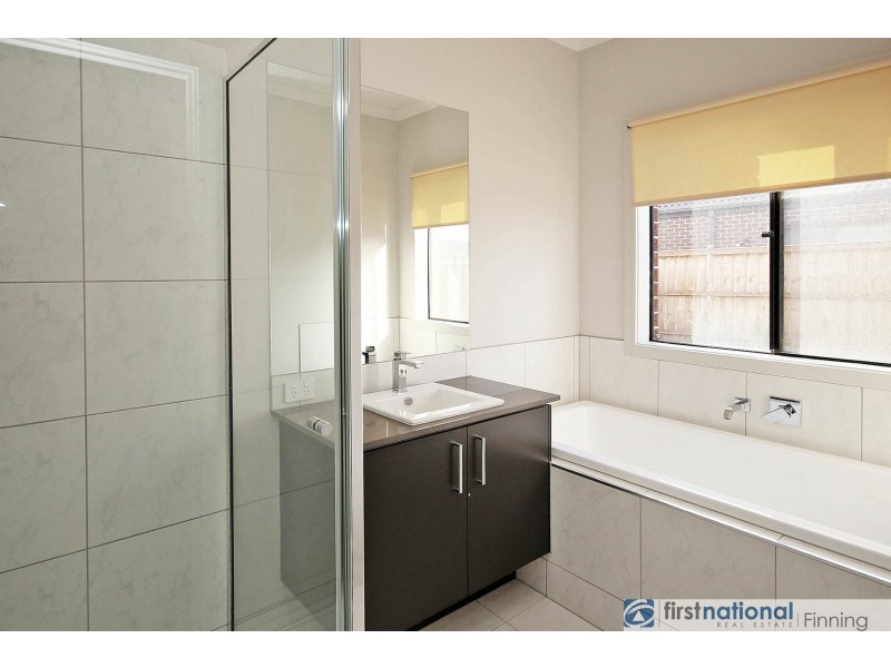 79 Cochin Street, Clyde North VIC 3978