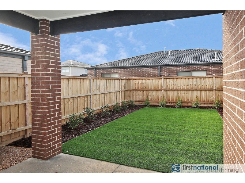 79 Cochin Street, Clyde North VIC 3978