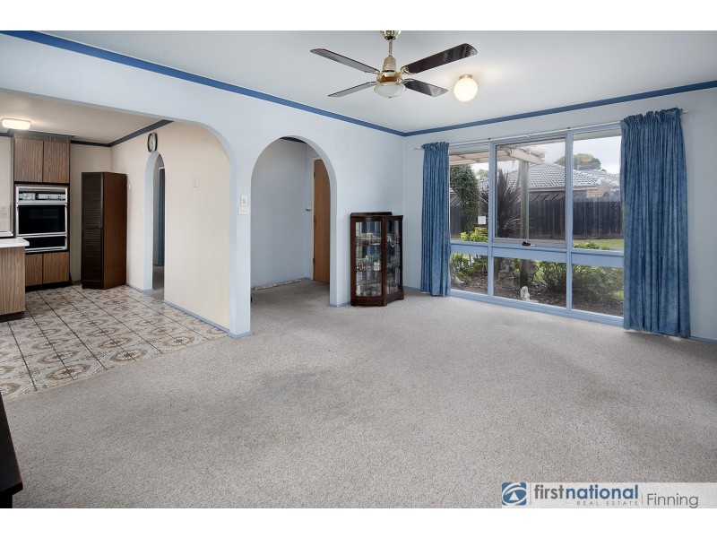 1/3 Cranbourne Drive, Cranbourne VIC 3977