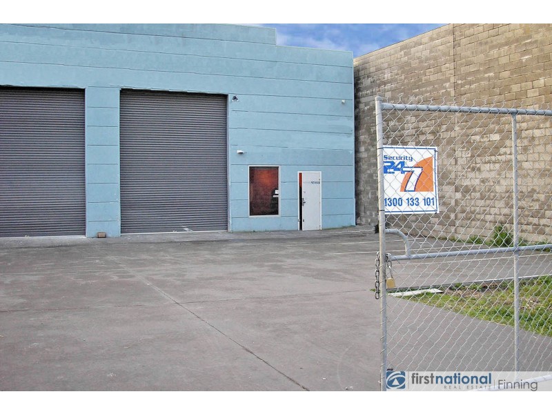 1B Grace Street, Cranbourne VIC 3977